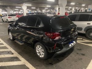 Gm - Chevrolet / Onix Hatch Ltz 1.0 12v Tb Flex 5p Aut. 2021 — foto 3