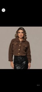Kit casaco teddy curto blusa feminino cropped pelúcia frio — foto 4