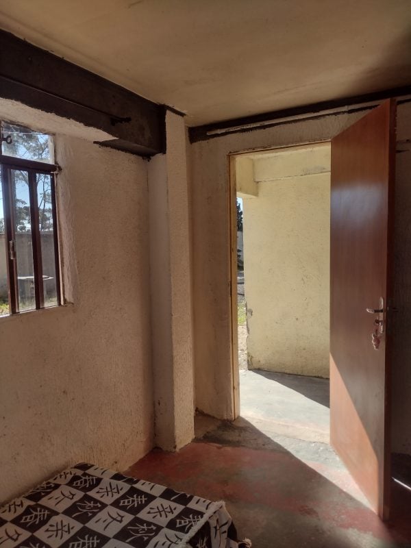 Quarto completo livre de água e luz
