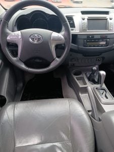 Hillux Srv 4x4 Gasolina - 2015 — foto 5