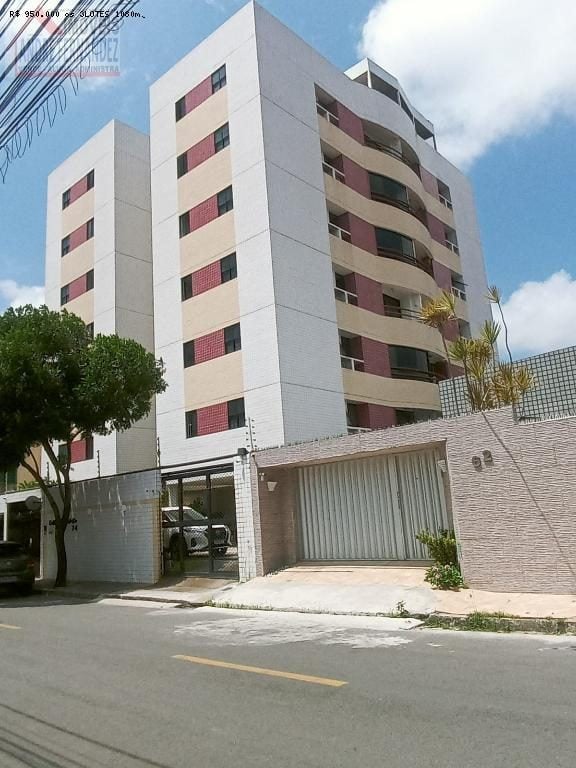 Apartamento 4 Quartos ou + para Venda em Recife, Prado, 3 dormitórios, 1 suíte, 2 banheiro