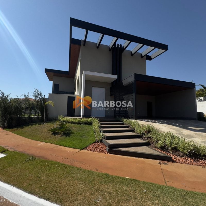 Sobrado de Alto Padrão no Jardim Botânico