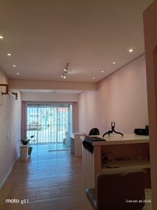 Aluga-se loja Comercial 203 Santa Maria — foto 4