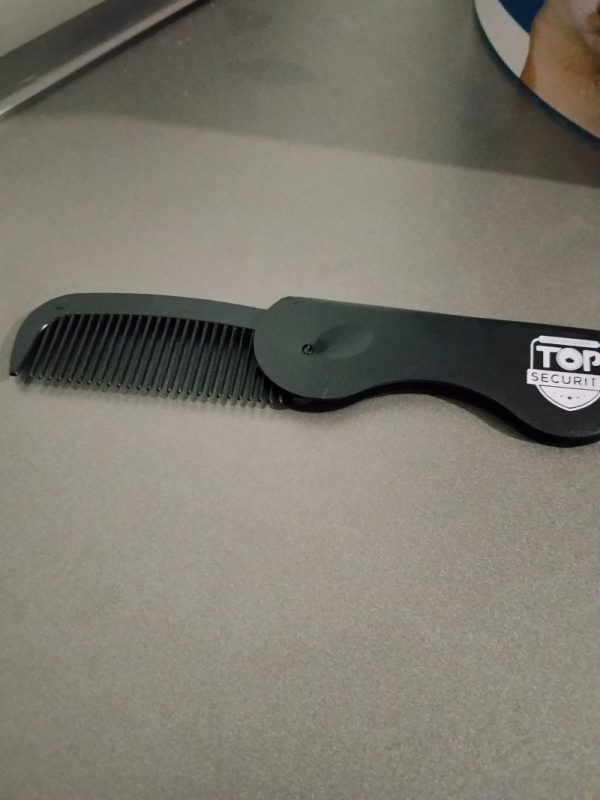Pente portátil para pentear o cabelo