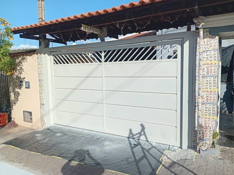 Pintamos o seu portão e fachada e voce só paga o material
