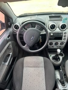 Ford Fiesta 1.6 - Completo — foto 7