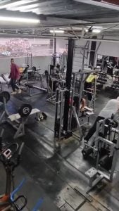 Academia Em Pleno Funcionamento Com 40 Anos De Tradição — foto 3