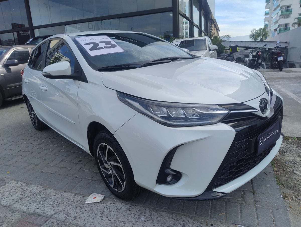 Toyota Yaris 1.5 Xls Multidrive At Flex 23/24 — foto 2