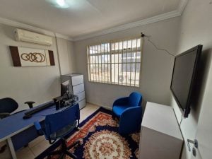 Alugo sala mobiliada na Praça do DI Taguantiga norte — foto 9