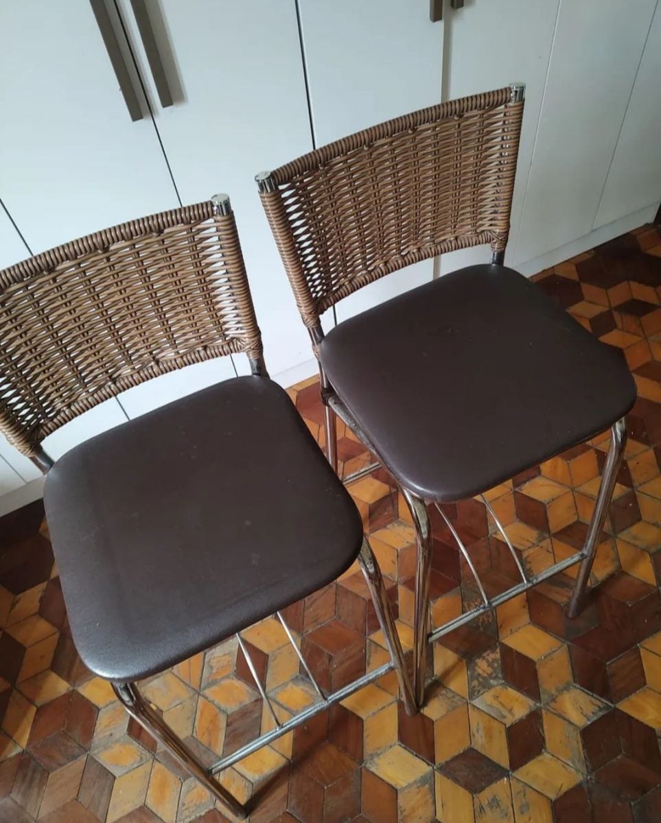 Mesa bistrô com cadeiras — foto 2
