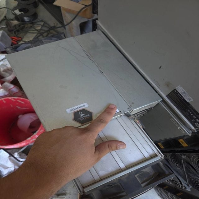 Vendas stock Bitmain S21 Pro 234THs SHa256 S21 XP BTC asic Miners — foto 2