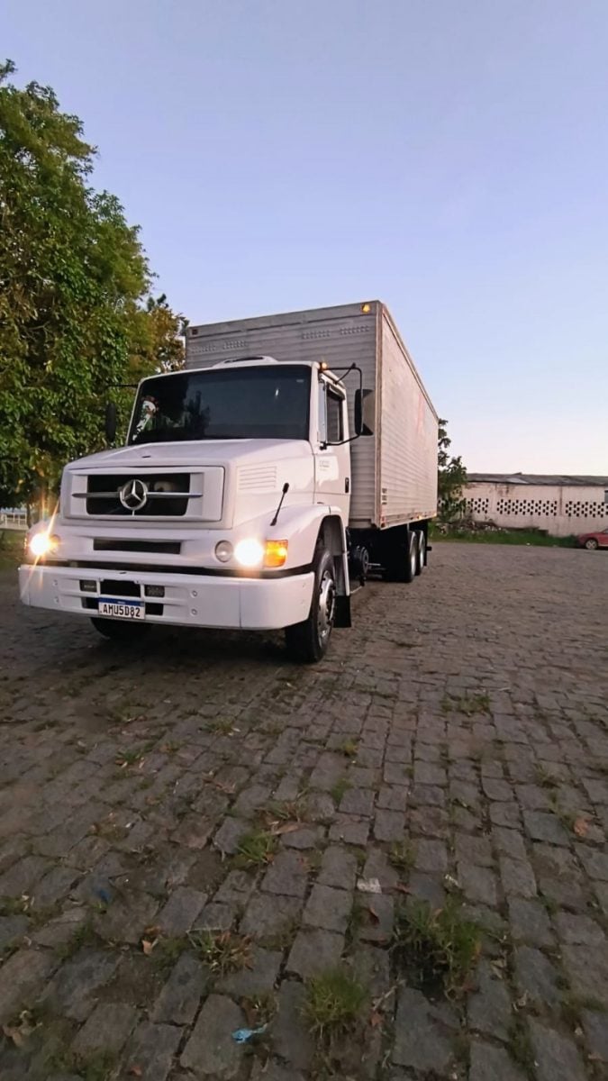 Vendo MB L1620 — foto 2