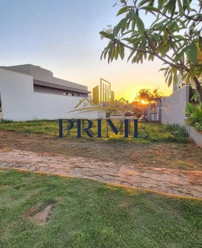 Terreno No Condominio Royal Boulevard