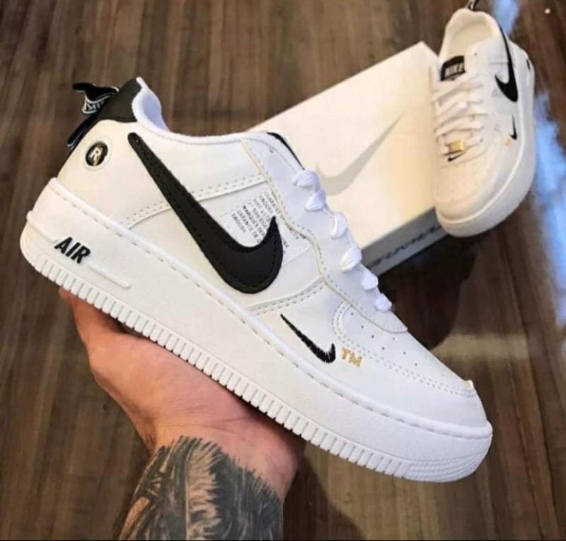 Tênis Nike Air force T1