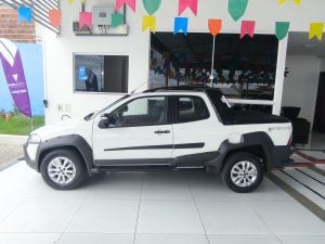 Fiat Strada Cd 1.8 Adventure Flex Manual 2p — foto 6