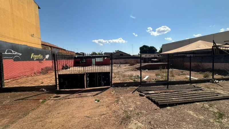 2 lotes comerciais av Goiás