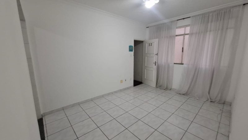 Quadra da Praia no Boqueirão 98m² Reformado com Vista Livre