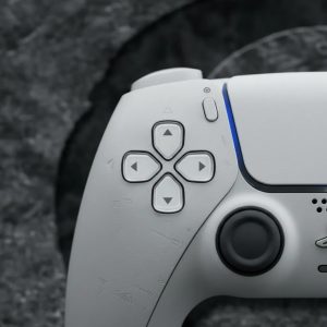 Controle Ps5 Dualsense Sem Fio Edição God Of War Kratos Branco — foto 6