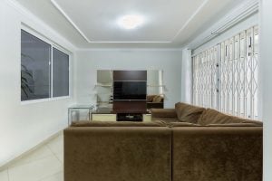 Sobrado Triplex no Xaxim com 3 Quartos, Suíte, Ático, Terraço e 3 Vagas — foto 5