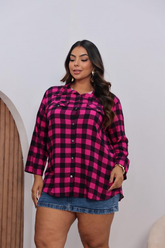 Camisa feminina xadrez plus size