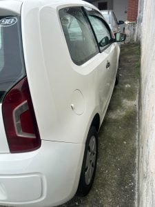 Volkswagen Up! Take 1.0 T. Flex 12V 3P 2015 — foto 4