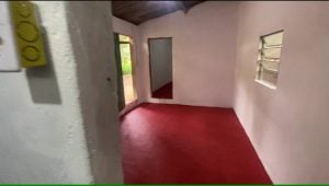Casa 2 cômodos vendo barato em Juquiá reformada elétrica hidráulica pintura aceito carro — foto 12