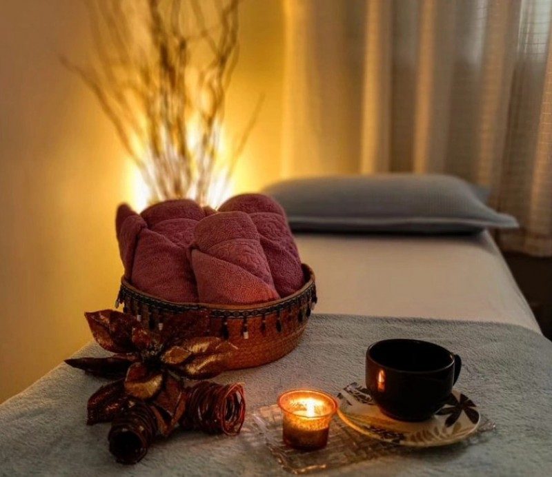 Massagem relaxante muscular e técnicas terapêuticas — foto 2