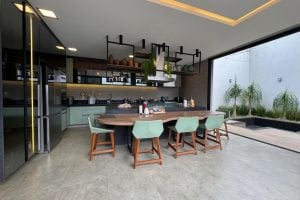 Mansão de 4 Suítes 780 m² de Área Construída — foto 14