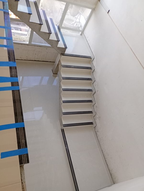 Acabamentos pisos e revestimento
