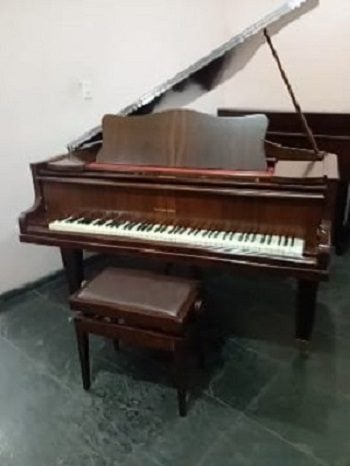 Piano Importado 1/4 Decauda Schneider