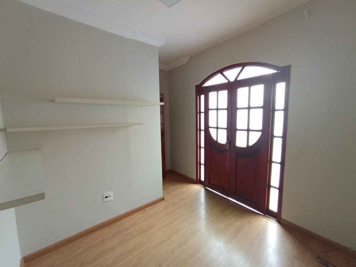 Casa para Venda em Juiz de Fora, Ipiranga, 4 dormitórios, 1 suíte, 4 banheiros, 1 vaga — foto 2