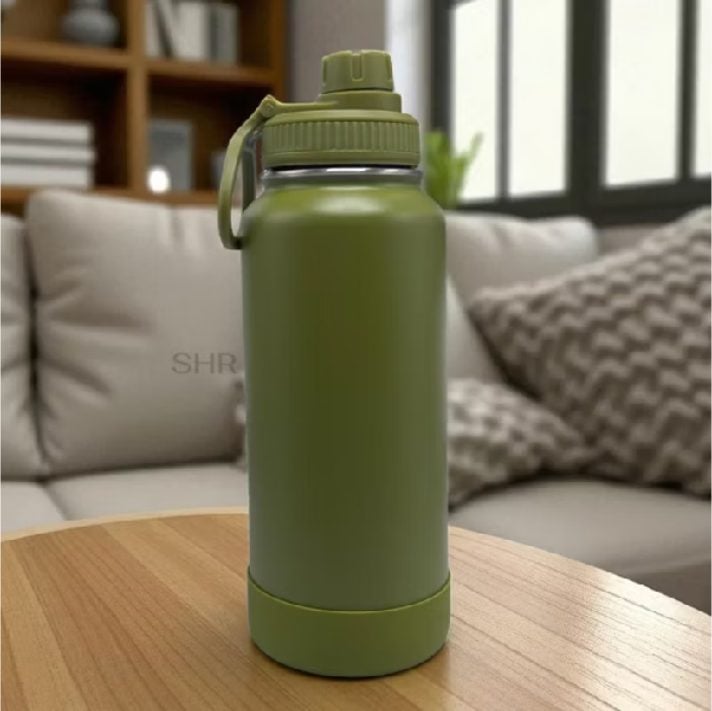 Garrafa Inox Térmica Com Capinha Protetora De Silicone Antiderrapante — foto 2