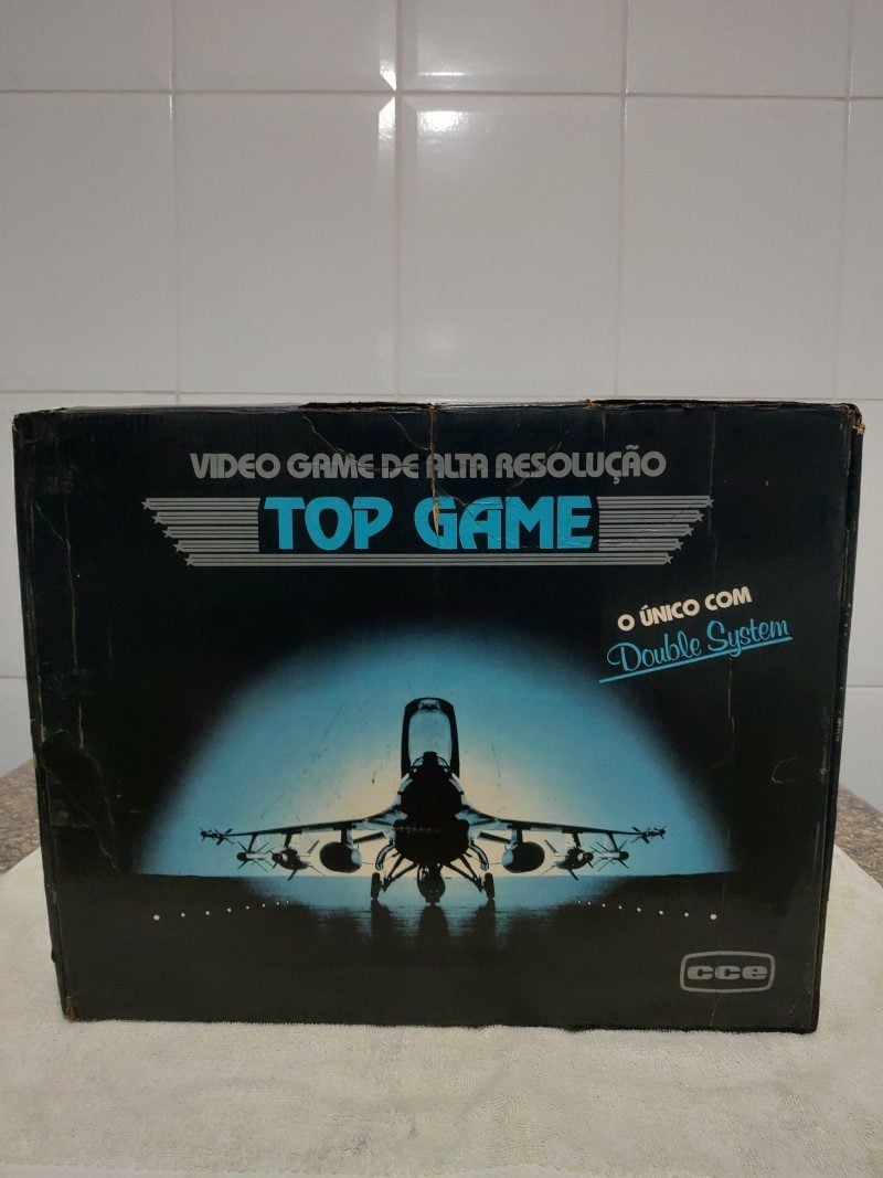 Top Game VG 9000 na Caixa com 2 Controles e 2 Cartuchos — foto 2