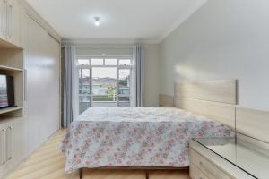 Sobrado Triplex no Xaxim com 3 Quartos, Suíte, Ático, Terraço e 3 Vagas — foto 15