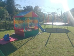 Aluguel de brinquedos,Cama elástica, piscina de bolinha — foto 5