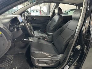I30 Gls 2.0 Completo — foto 12