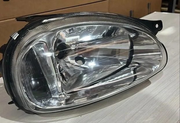 Farol Novo Corsa Hatch Sedan Montana 2000 Á 09 Carcaça Preta — foto 2