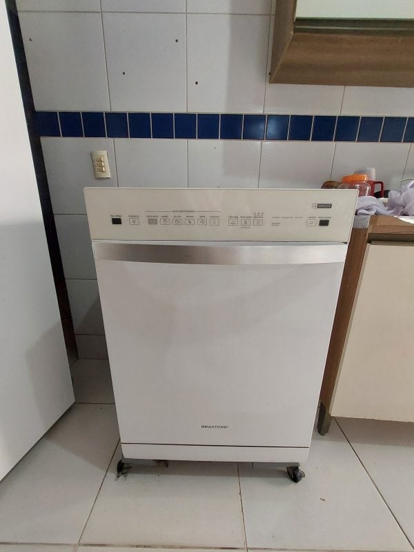 Maquina de lava louças