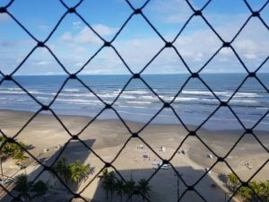 Apartamento 2 Quartos Vista Mar e Pé na Areia em Vila Mirim- Praia Grande — foto 4