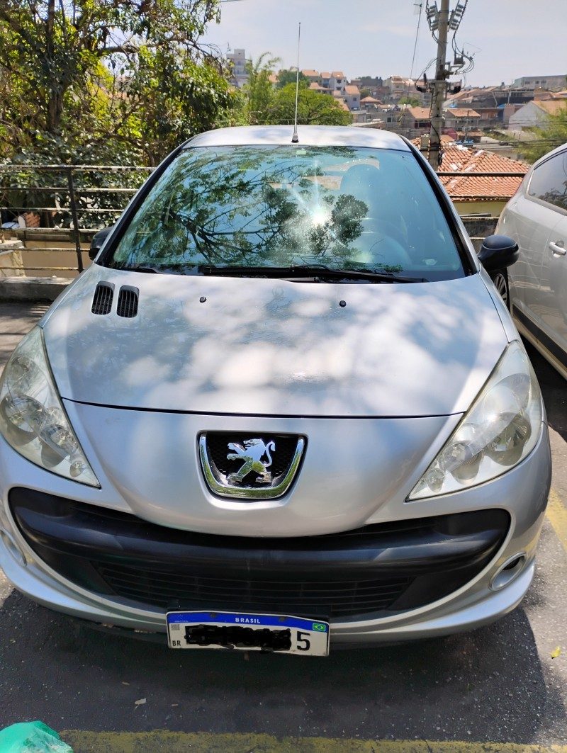 Peugeot 207 XR 1.4 8V Hatch 2009 — foto 2
