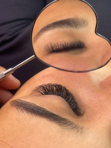 Alongamento de Cílios Profissional Realce Sua Beleza! — foto 7