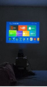 Projetor Davely HY320 Mini com Smart TV Android, WiFi 6 e Resolução Full HD 4K — foto 3