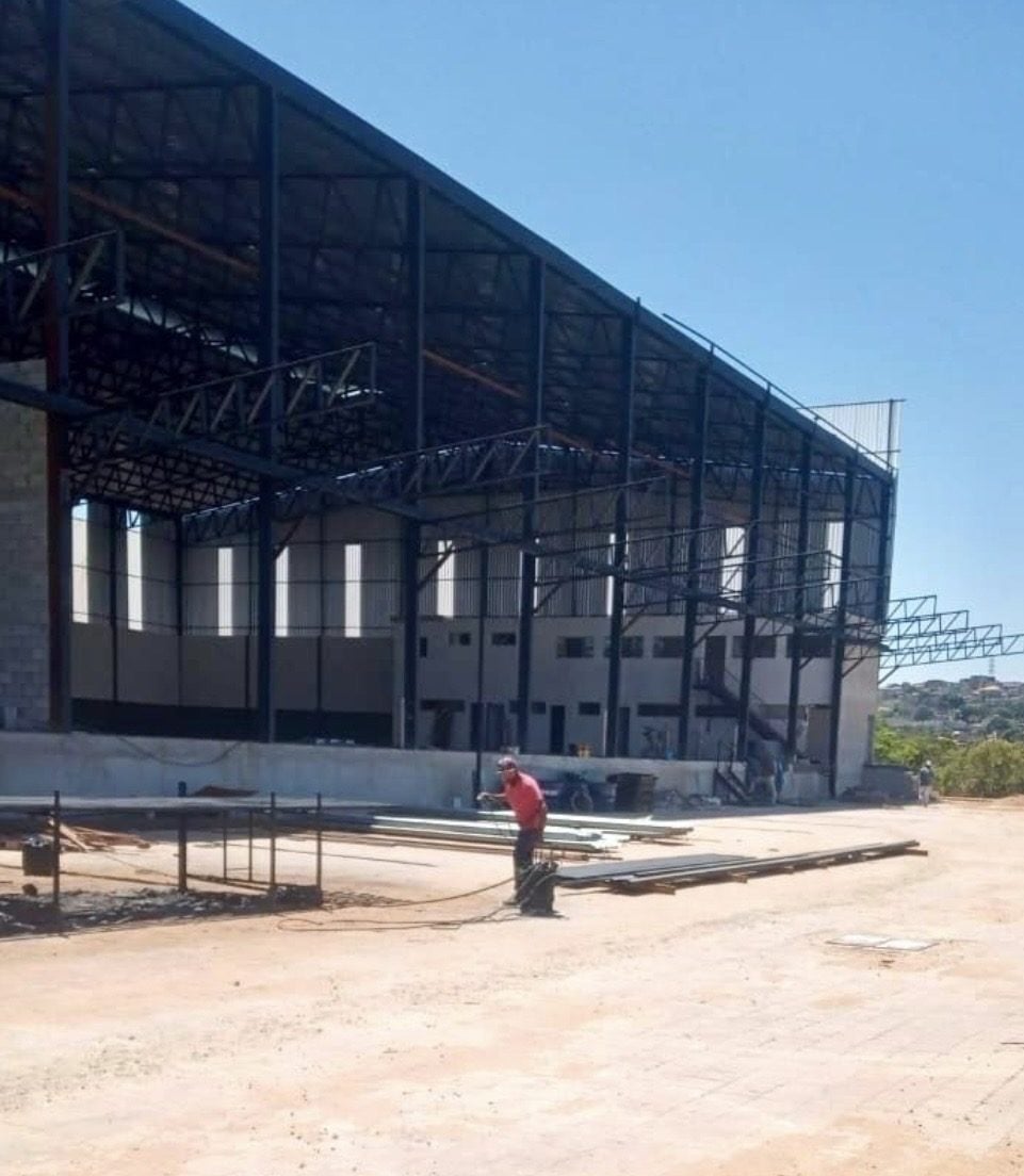 Construção de Galpões — foto 2