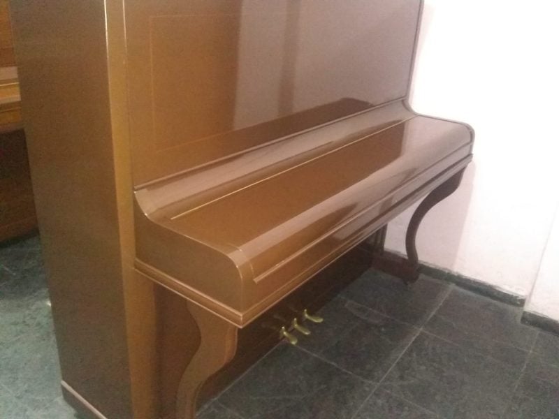 Piano Importado J.s. Bach