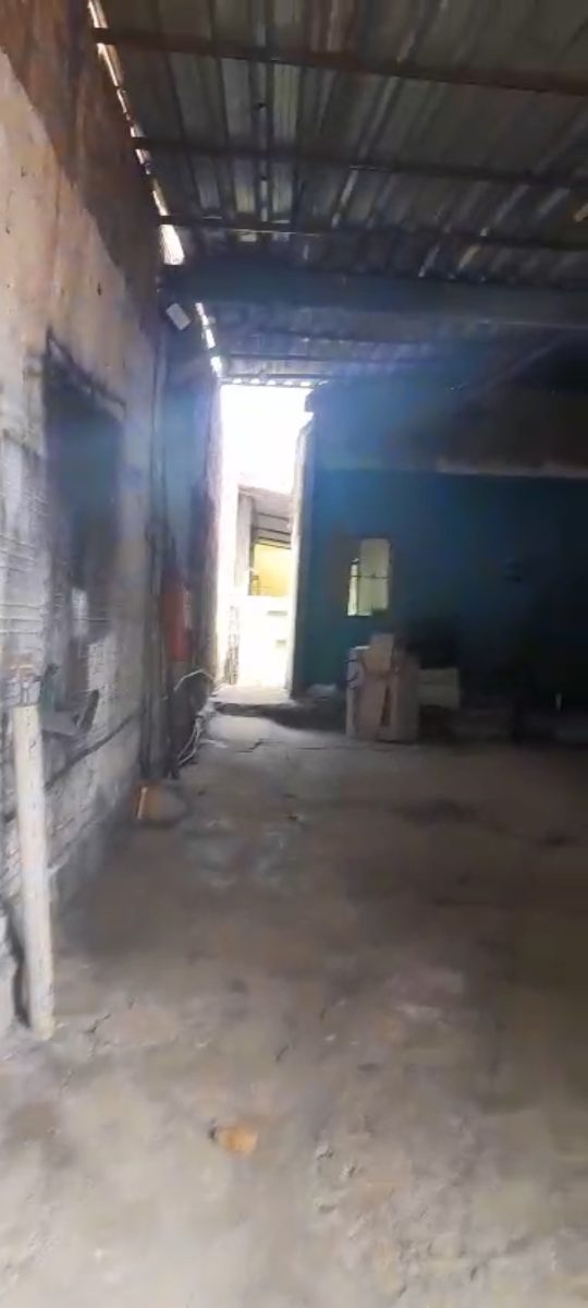 Casa com ponto comercial e 2 quitinetes - Campos Sales - Tarumã — foto 2
