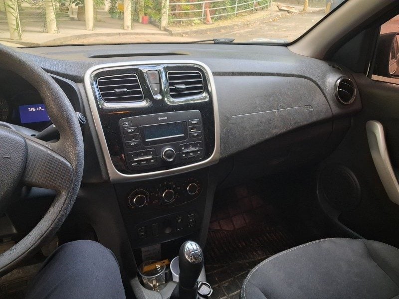 Sandero stepway — foto 2