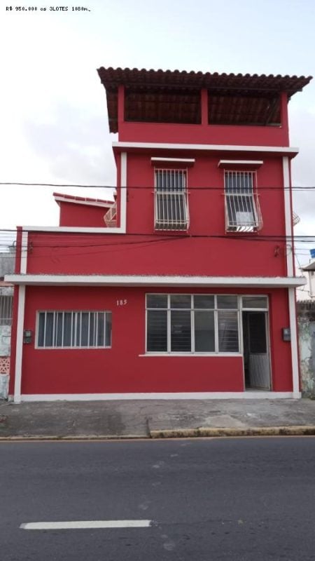 Triplex para Venda em Olinda, Carmo, 8 dormitórios, 3 banheiros, 1 vaga