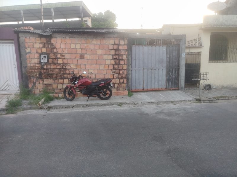 Casa no conjunto colina do Aleixo