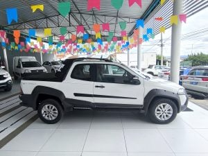 Fiat Strada Cd 1.8 Adventure Flex Manual 2p — foto 7