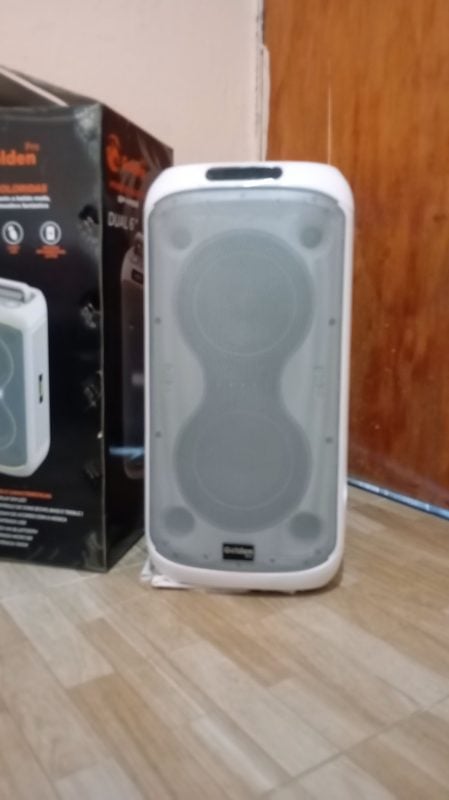 Caixa de som golden pro Branca 100w nova